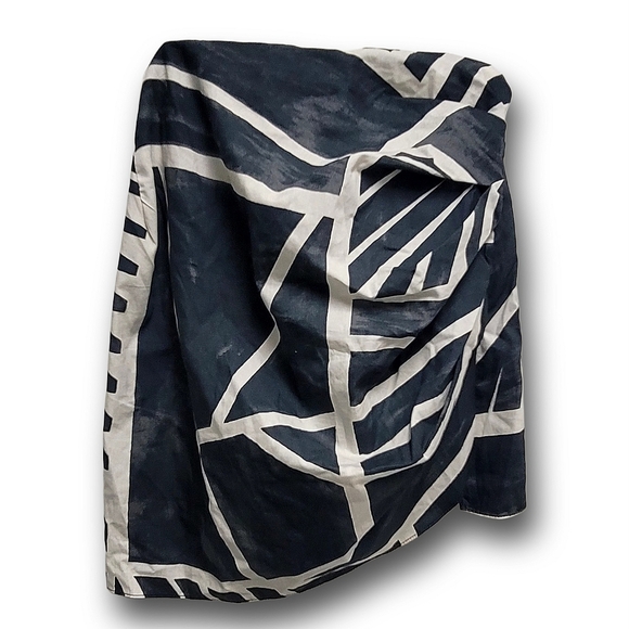 Zara Black & White Ruched Draped Printed Asymmetrical Mini Skirt Sz XS - Picture 1 of 11